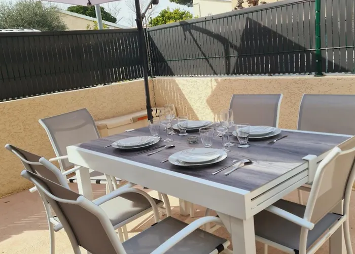 Tytoun Evasion 公寓 *